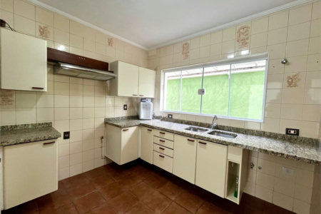 Casa Térrea à venda com 3 quartos, sendo 1 suíte,  em Cidade Universitária, Campinas, SP
