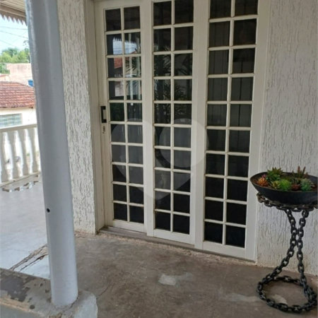 Casa à venda com 4 quartos em Estação, São Roque, SP