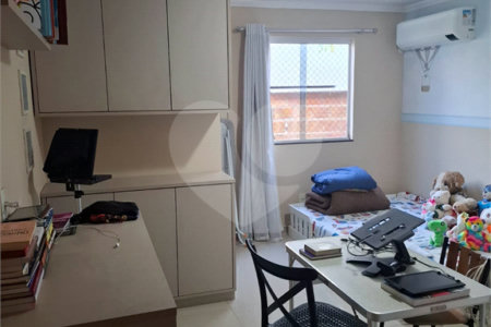 Casa à venda com 2 suítes em Campo Grande, Rio de Janeiro, RJ