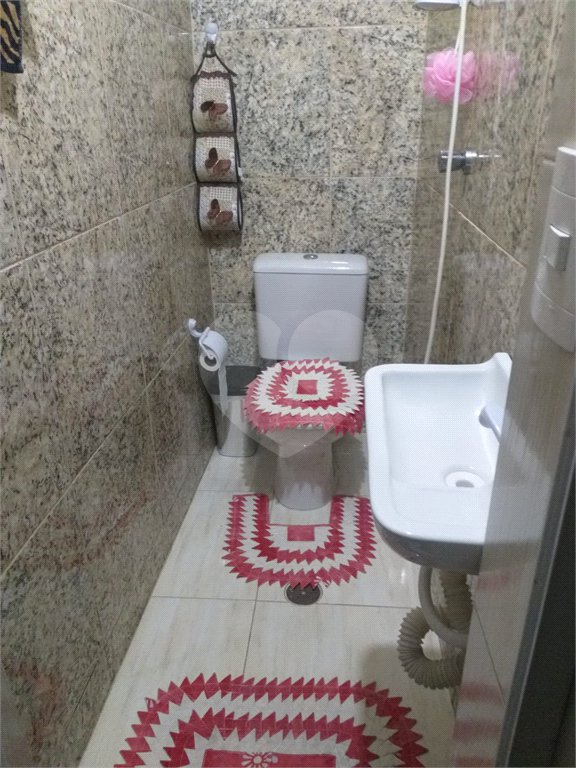 Sobrado à venda com 4 quartos, sendo 2 suítes, em Parque Edu Chaves, São Paulo, SP