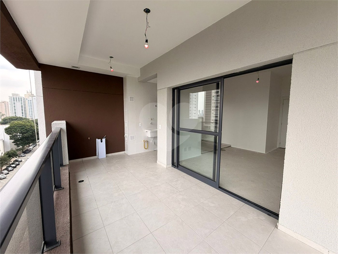 Apartamento à venda com 3 quartos, sendo 1 suíte, em Alto da Boa Vista, São Paulo, SP