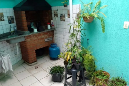 Sobrado à venda com 3 quartos, sendo 1 suíte, em Jaguaré, São Paulo, SP