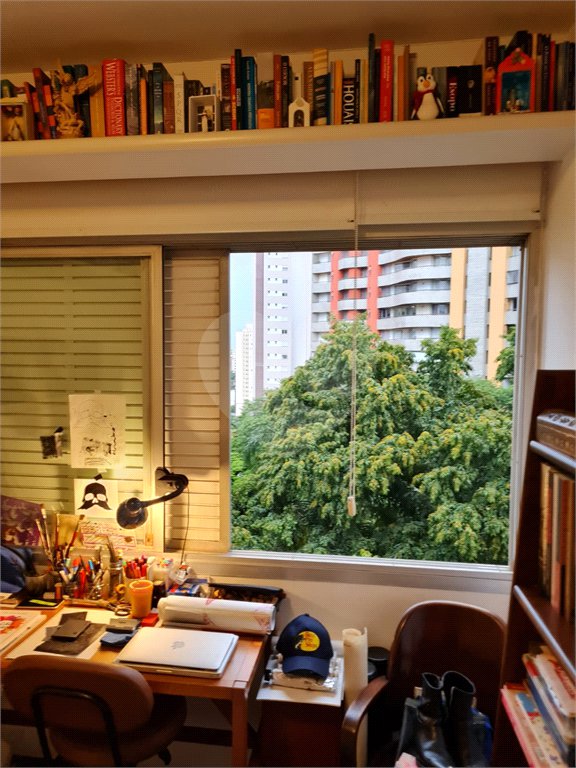 Apartamento à venda com 3 quartos, sendo 1 suíte,  em Jardim Ampliação, São Paulo, SP