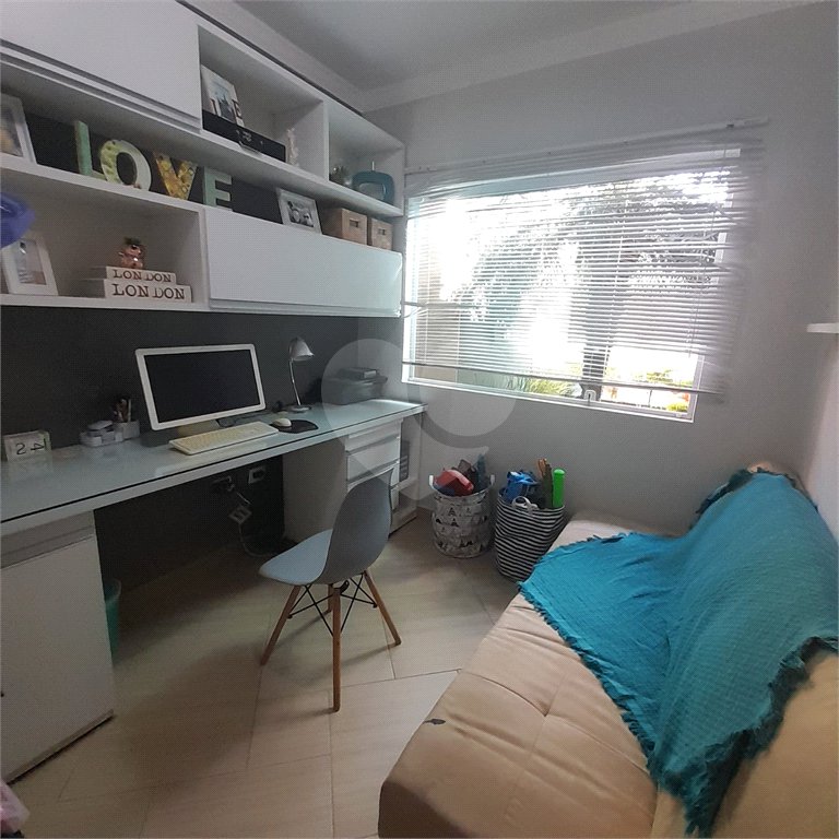 Casa à venda com 3 quartos, sendo 1 suíte,  em Vila Suissa, Mogi das Cruzes, SP