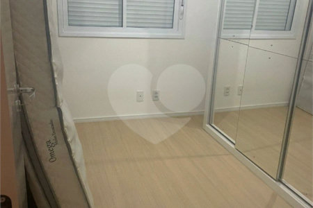 Apartamento à venda com 2 quartos, sendo 1 suíte, em Parque São Jorge, São Paulo, SP