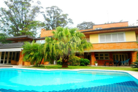 Sobrado à venda com 4 suítes em Jardim Cordeiro, São Paulo, SP