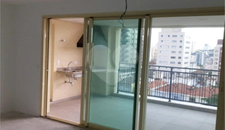 Apartamento à venda com 3 quartos, sendo 1 suíte,  em Vila Paulicéia, São Paulo, SP
