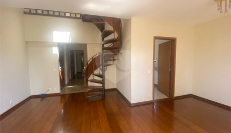 Cobertura à venda com 3 quartos, sendo 1 suíte,  em Perdizes, São Paulo, SP