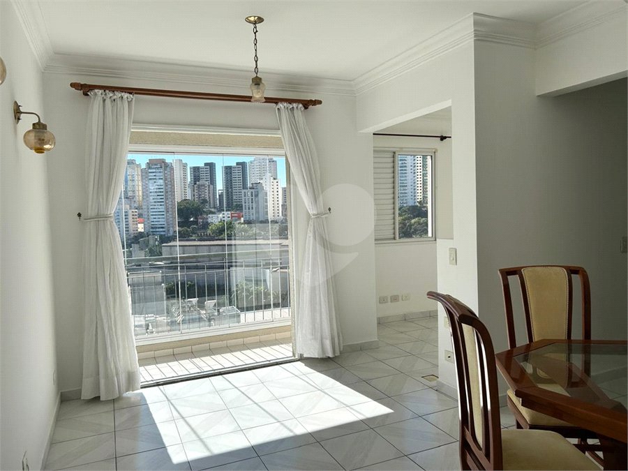 Apartamento à venda com 2 quartos, sendo 1 suíte, em Vila Andrade, São Paulo, SP