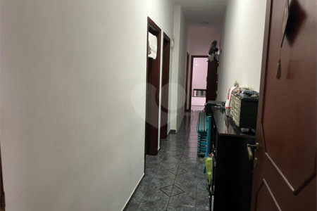 Sobrado à venda com 4 quartos, sendo 1 suíte, em Parada Inglesa, São Paulo, SP