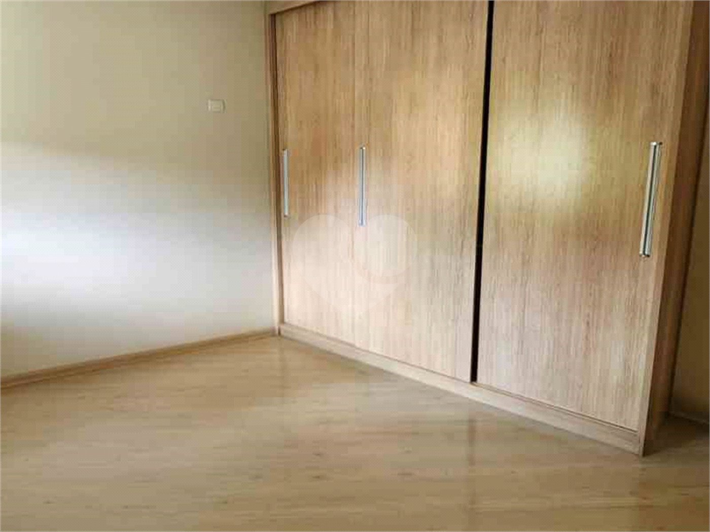 Casa à venda com 3 suítes no condomínio Quinta de Santo Antônio, São Paulo - SP