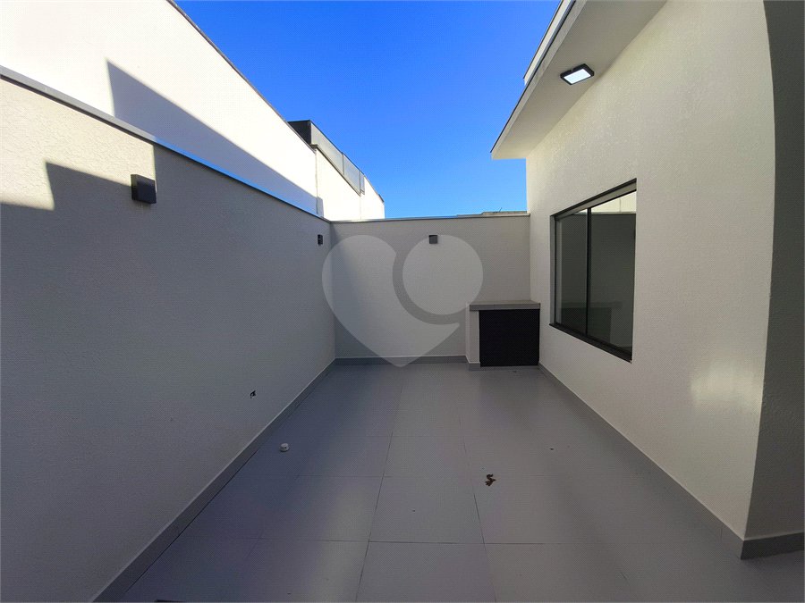 Casa à venda com 3 quartos, sendo 1 suíte,  no condomínio Terras de São Francisco, Sorocaba - SP