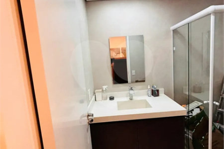 Apartamento à venda com 3 quartos, sendo 1 suíte, em Mirandópolis, São Paulo, SP