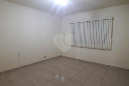 Casa Térrea para alugar com 1 quarto, sendo 3 suítes,  em Indianópolis, São Paulo, SP