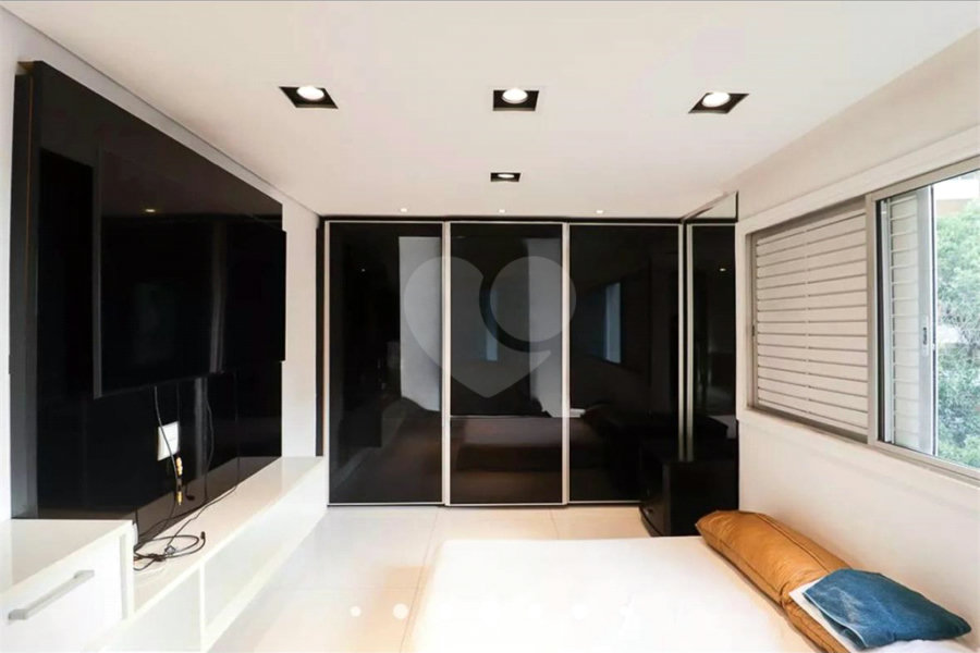Apartamento à venda com 3 quartos, sendo 1 suíte, em Santana, São Paulo, SP