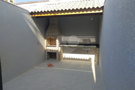 Sobrado à venda com 3 quartos, sendo 1 suíte,  em Campo Grande, São Paulo, SP