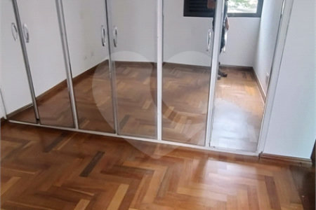 Apartamento à venda com 3 quartos em Santo Amaro, São Paulo, SP