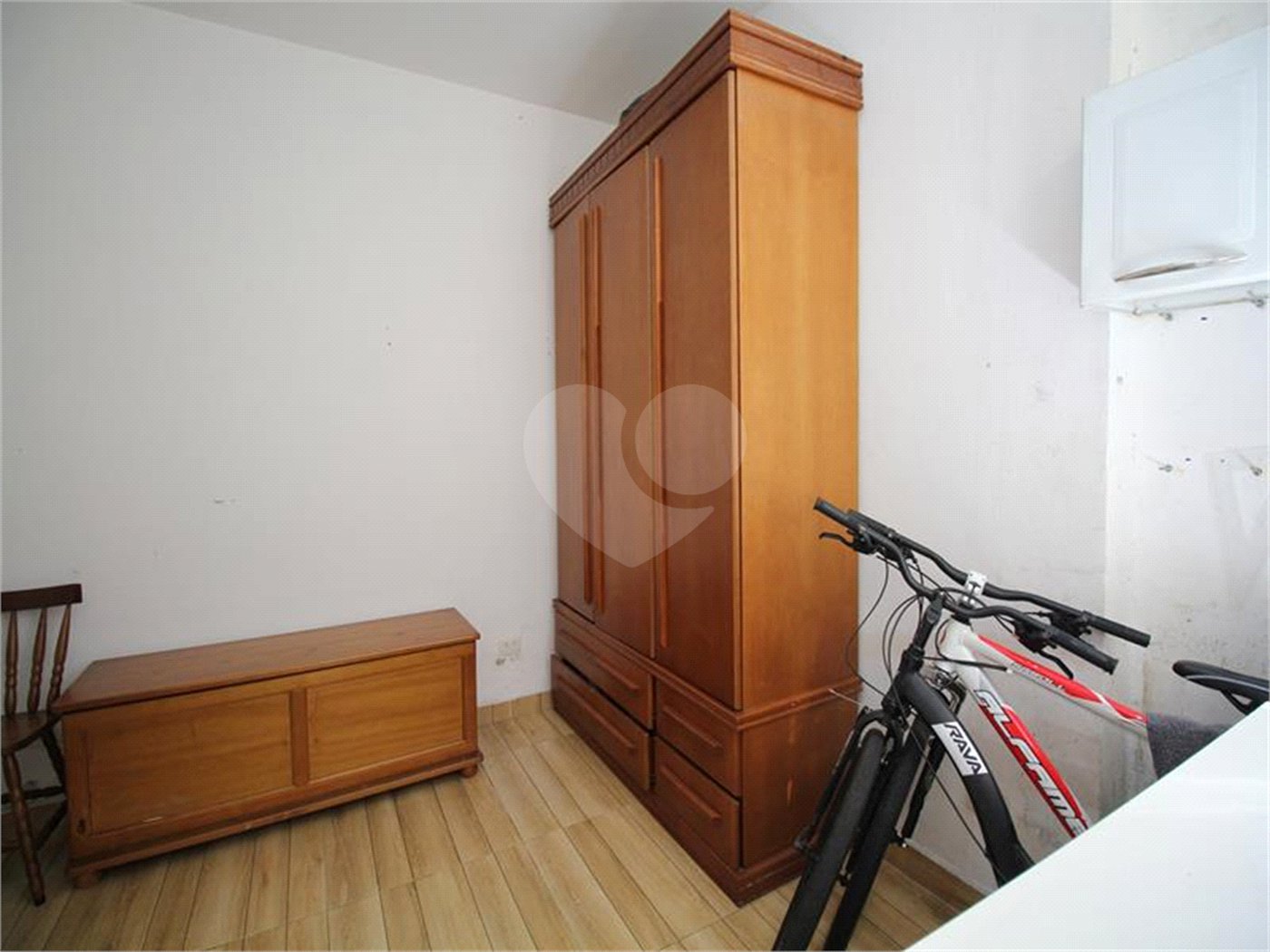 Casa à venda com 3 quartos, sendo 1 suíte, em Vila Clementino, São Paulo, SP