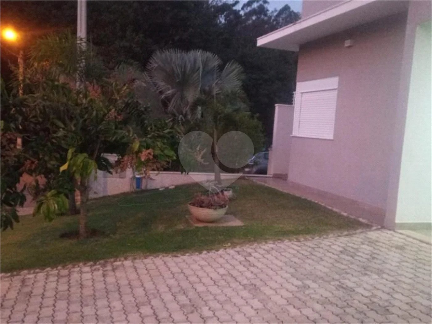 Casa à venda com 3 quartos, sendo 1 suíte, no condomínio Ibiaram 1, Itupeva - SP