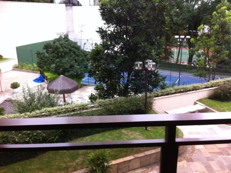Apartamento à venda com 4 suítes em Real Parque, São Paulo, SP