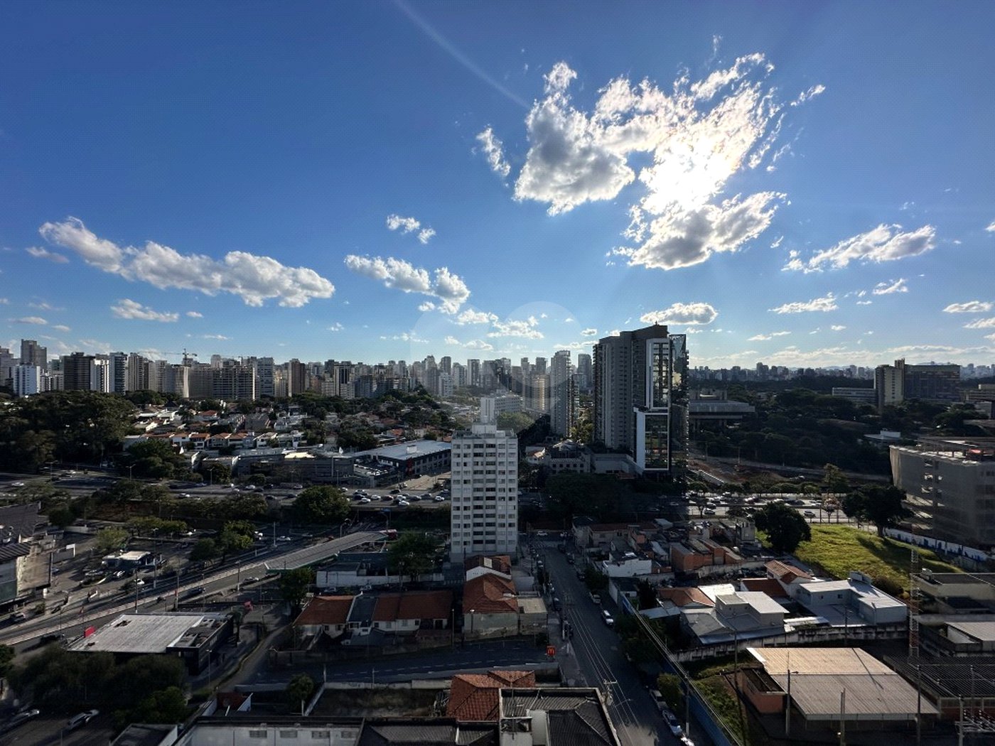Apartamento à venda com 3 quartos, sendo 2 suítes, em Vila Clementino, São Paulo, SP