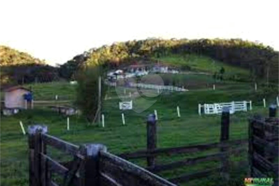 Fazenda à venda no Centro, Sete Barras, SP