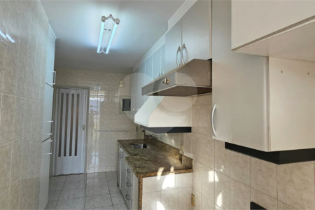 Apartamento à venda com 2 quartos, sendo 1 suíte,  em Tijuca, Rio de Janeiro, RJ