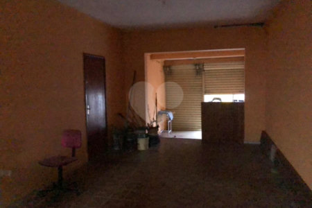 Casa à venda com 3 quartos, sendo 1 suíte,  em Vila Romão, Salto, SP