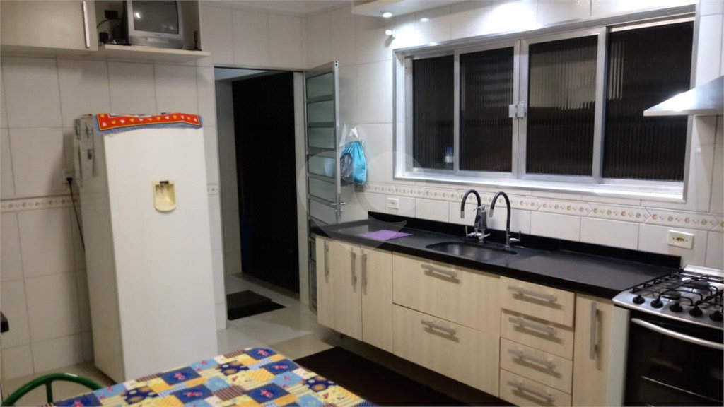 Sobrado à venda com 3 quartos, sendo 1 suíte, em Vila Nova Cachoeirinha, São Paulo, SP