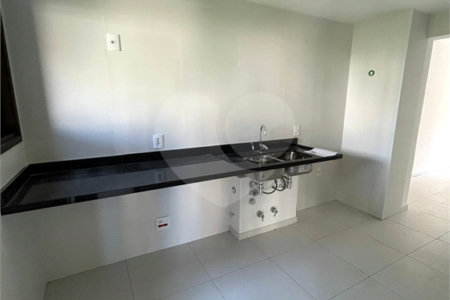 Apartamento à venda com 3 suítes em Perdizes, São Paulo, SP