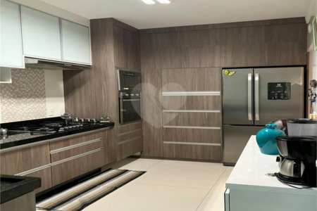 Casa à venda com 3 suítes no condomínio Maison Blanche, Indaiatuba - SP