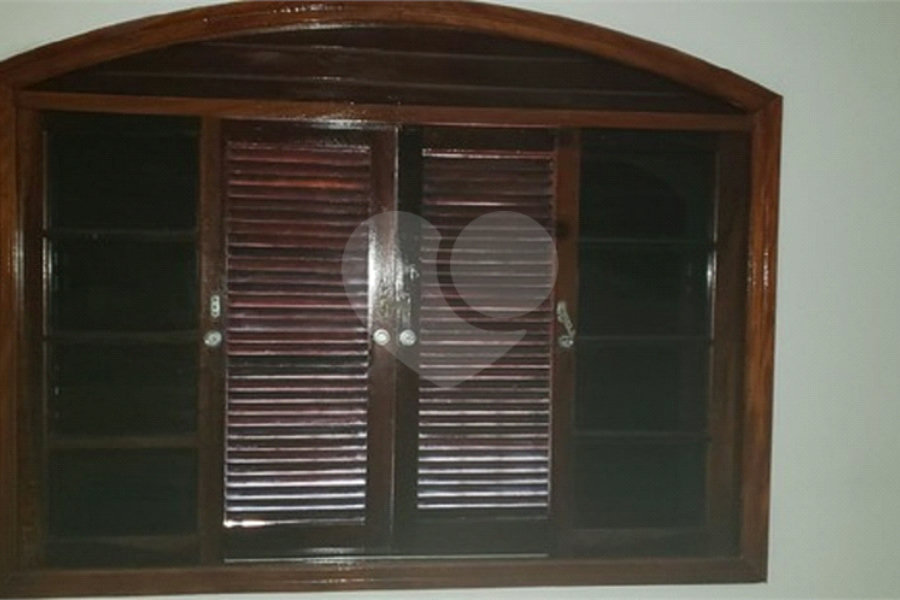 Sobrado à venda com 3 quartos em Vila Medeiros, São Paulo, SP