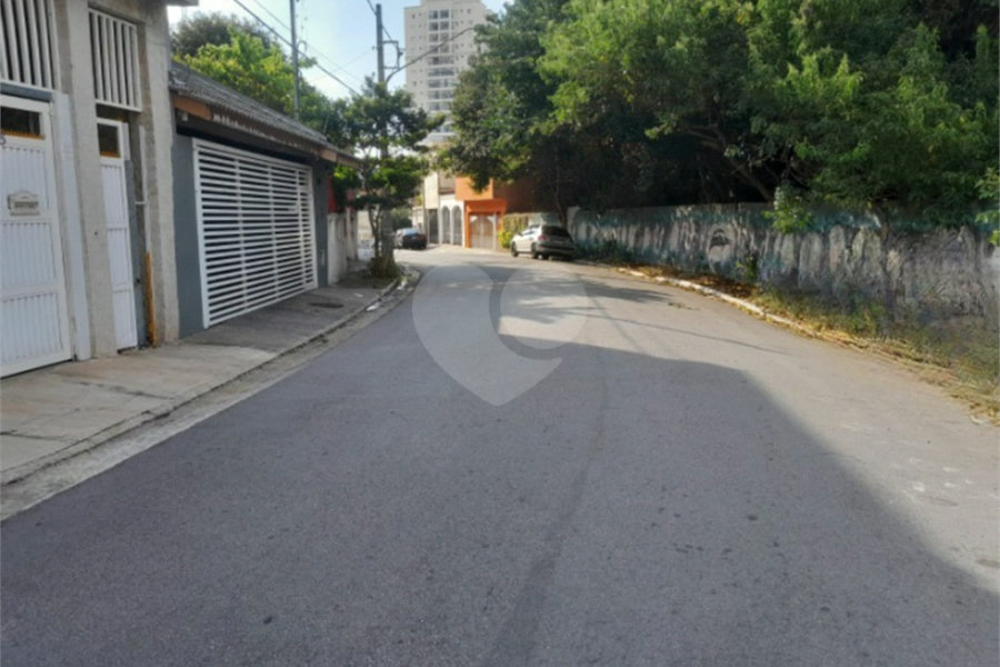 Sobrado à venda com 3 quartos, sendo 1 suíte,  em Saúde, São Paulo, SP