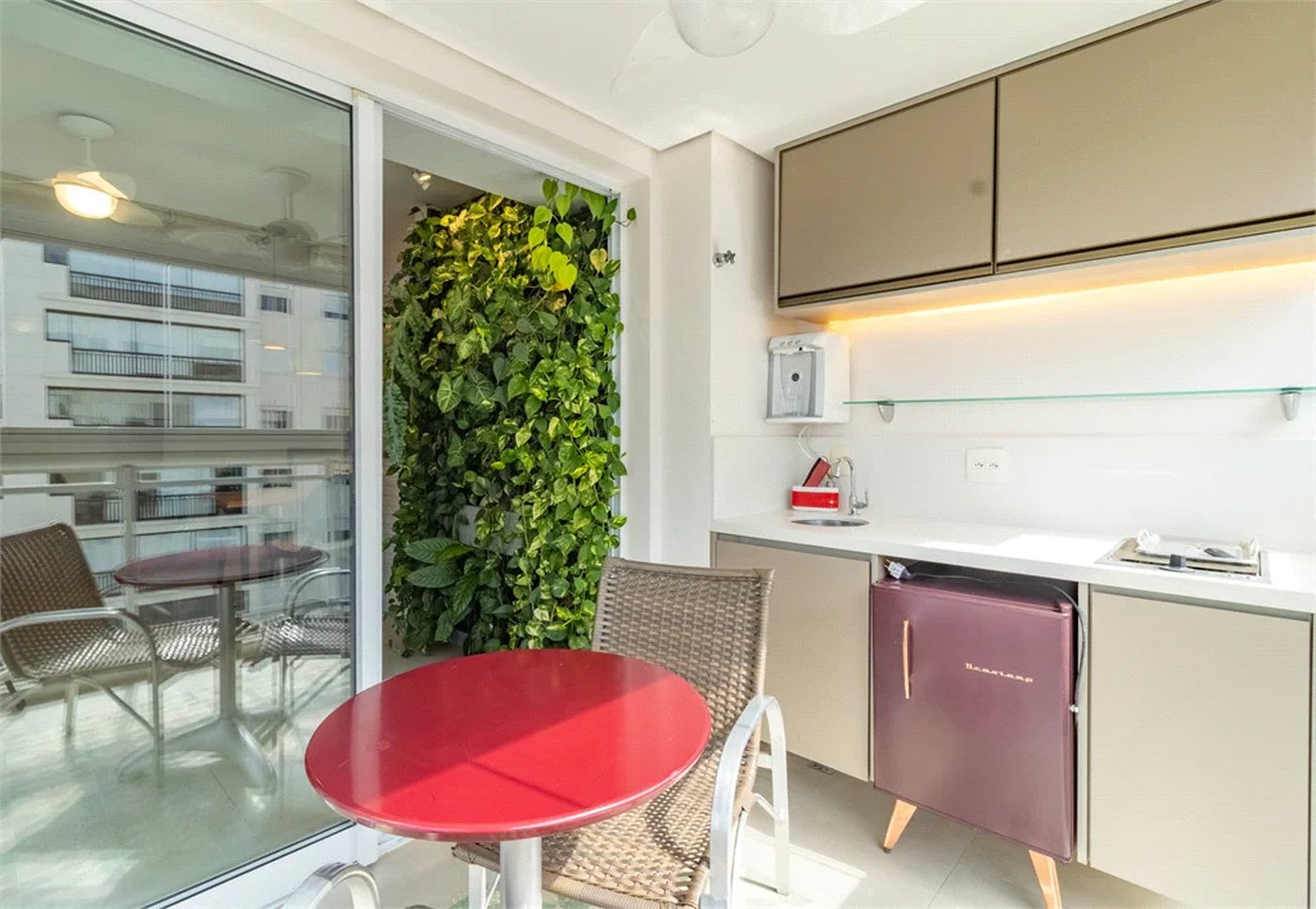 Apartamento para alugar com 1 suíte em Alto de Pinheiros, São Paulo, SP