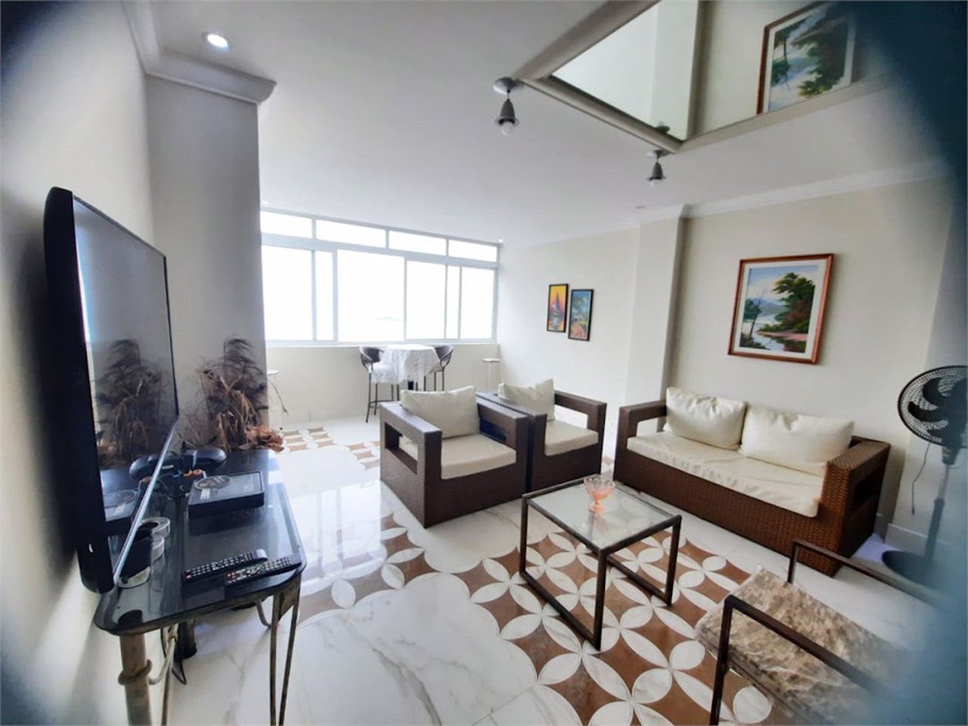 Apartamento com 4 dormitórios à venda, 122 m² por R$ 850.000,00 - Pitangueiras - Guarujá/SP