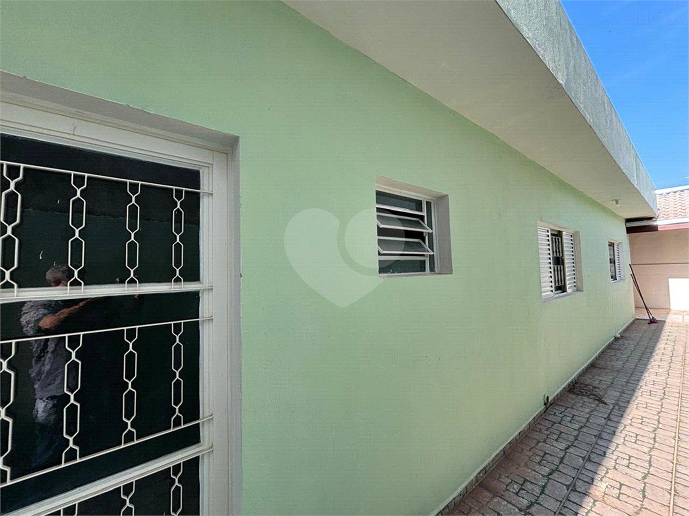 Casa à venda com 2 quartos, sendo 1 suíte, em Jardim Nair Maria, Salto, SP