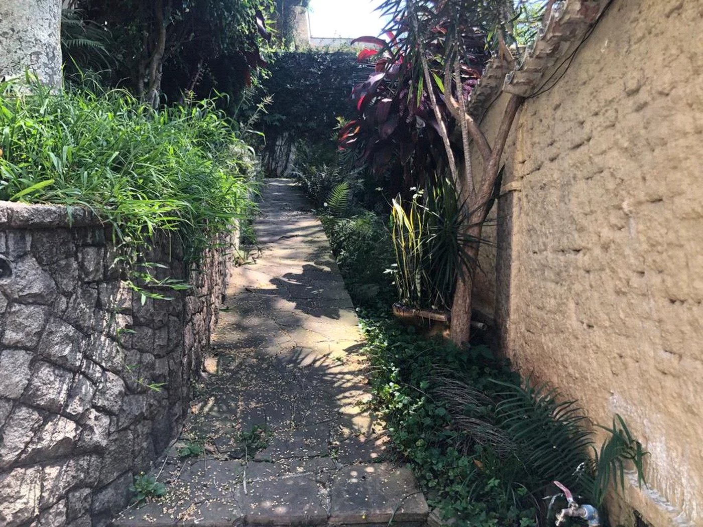 Casa à venda com 4 quartos, sendo 1 suíte, em Jardim Colombo, São Paulo, SP