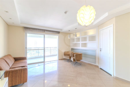 Apartamento à venda com 4 quartos, sendo 2 suítes, em Jardim Marajoara, São Paulo, SP