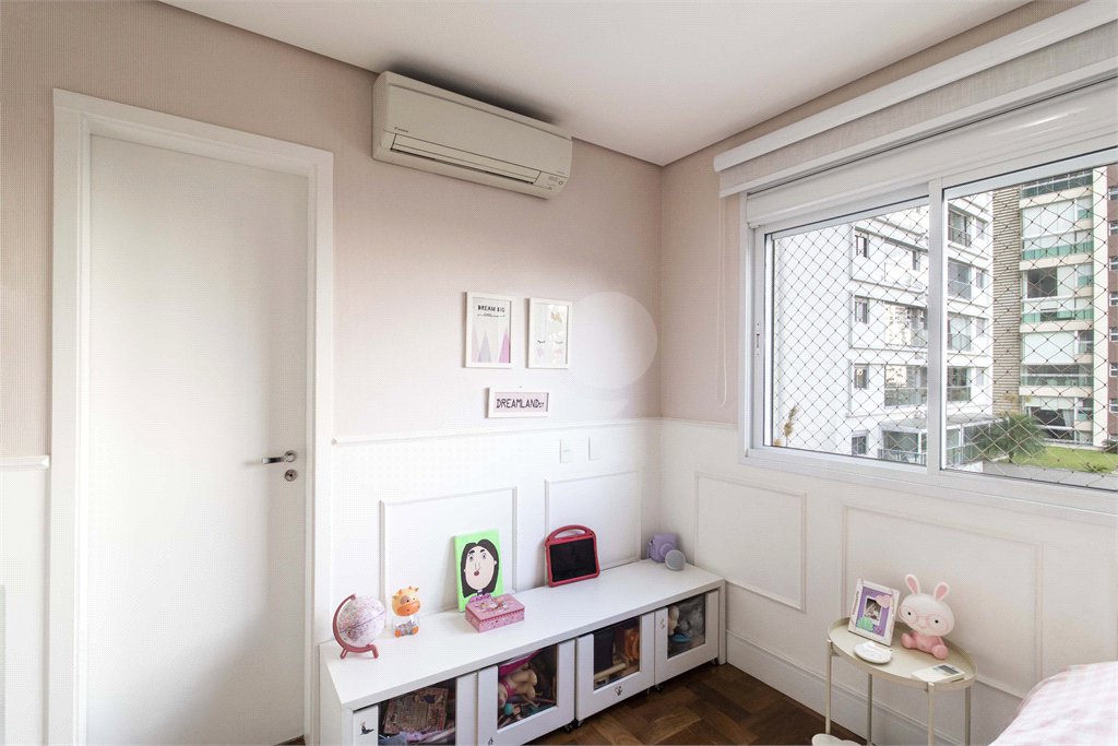 Apartamento à venda com 3 suítes em Brooklin, São Paulo, SP