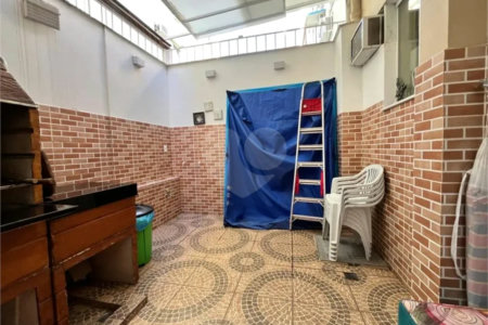 Casa de Vila à venda com 4 quartos, sendo 2 suítes, em Tijuca, Rio de Janeiro, RJ