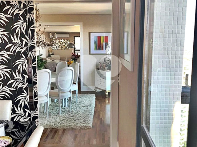 Apartamento à venda com 4 suítes em Santana, São Paulo, SP