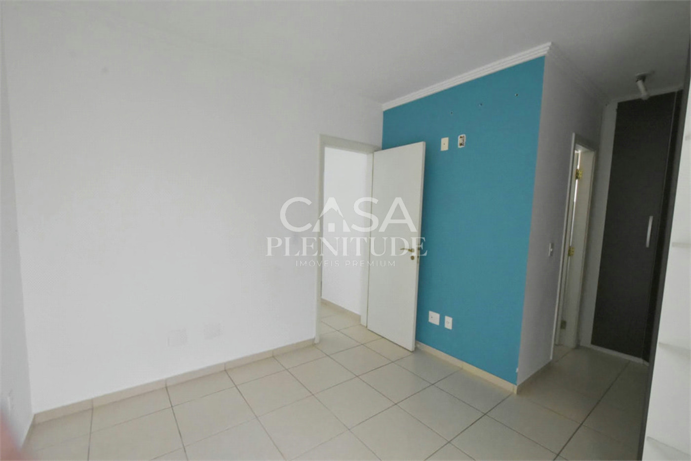 Sobrado à venda com 3 quartos, sendo 1 suíte, em Jardim Pagliato, Sorocaba, SP