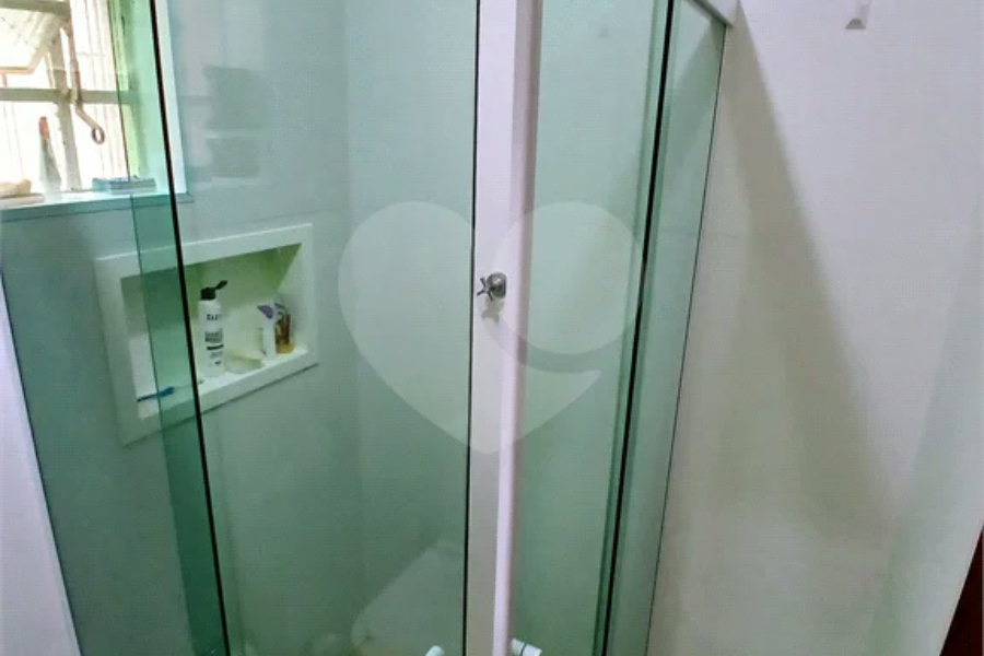 Sobrado à venda com 3 quartos, sendo 1 suíte,  em Tremembé, São Paulo, SP