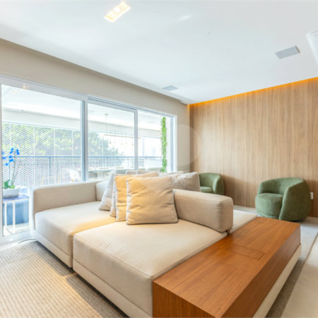 Apartamento à venda com 3 suítes em Indianópolis, São Paulo, SP