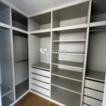 Apartamento T4 à venda em Lordelo do Ouro, Porto, Portugal – 240 m²
