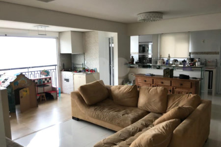 Apartamento à venda com 3 quartos, sendo 1 suíte, em Parque Industrial Tomas Edson, São Paulo, SP