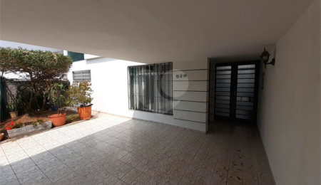 Sobrado à venda com 3 quartos, sendo 1 suíte, em Parque da Lapa, São Paulo, SP