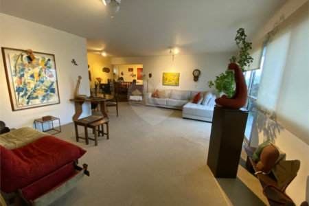 Apartamento à venda com 3 quartos, sendo 1 suíte, em Morumbi, São Paulo, SP