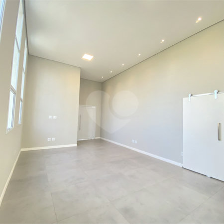 Casa à venda com 3 quartos, sendo 1 suíte, no condomínio Reserva Central Parque, Salto - SP