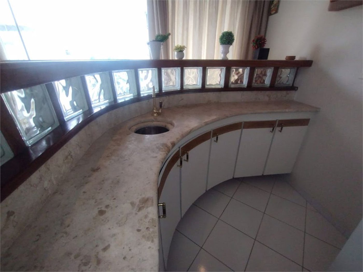 Apartamento à venda, Morro do Maluf, Guarujá